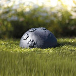 Piedra Conmemorativa Cúpula Huellas, ø15 × 8 cm, Gris