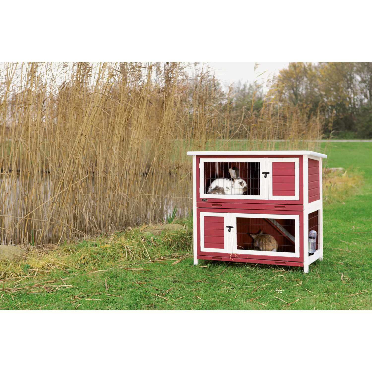 Trixie small 2025 animal hutch