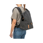 BE NORDIC Mochila Bjorn, 35 × 40 × 20 cm, negro